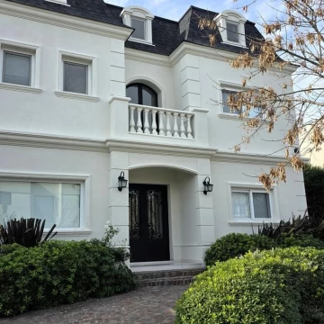 LOTE INTERNO. SIN MUEBLES. IMPECABLE.