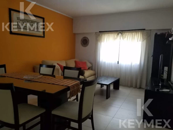 PH en venta 2 dormitorios la plata con patio y parilla