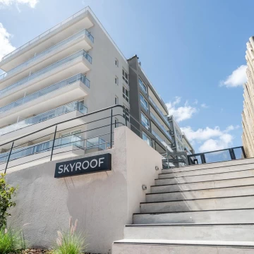 Departamento 3 amb. en Skyroof Nordelta. Cochera subterranea.