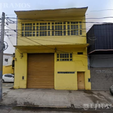 Depósito en Tres De Febrero
