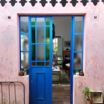 Imperdible oportunidad en Areco: Venta casita deco & estilo campo.