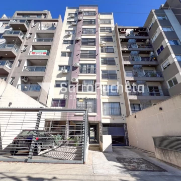 Venta departamento 2 ambientes con cochera en Moron Sur