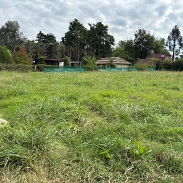 Venta lote en Parque Sakura, Exaltacion de la Cruz