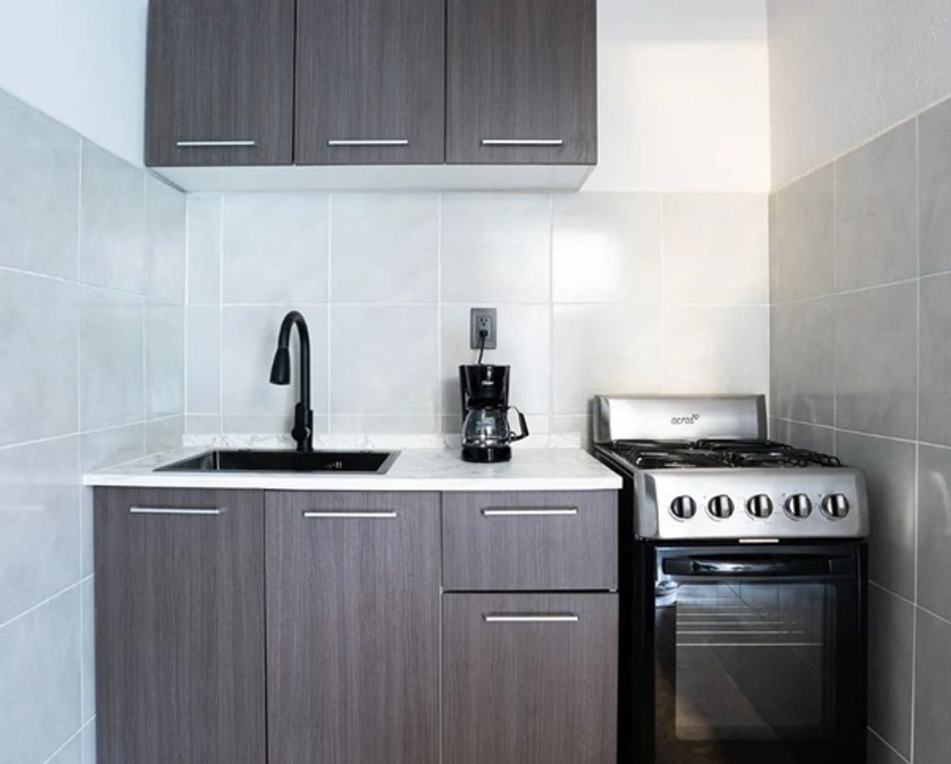 POMONA 35-DEPTO 1 COCINA.jpg