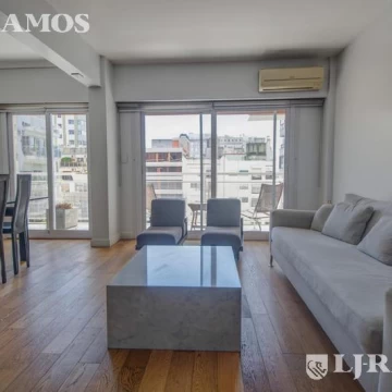 Boulevard Cerviño y Ugarteche. 3 ambientes  impecable. Sup. 85.73 m2
