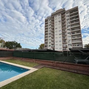 VENTA/ALQUILER DEPARTAMENTO 3 AMBIENTES CON COCHERA Y FULL AMENITIES EN QUILMES APTO CRÉDITO
