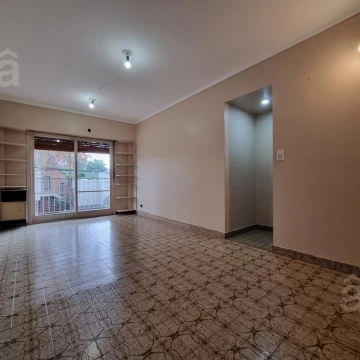Departamento en Venta en Villa Ballester - 3 Ambientes amplios - Excelente ubicación.