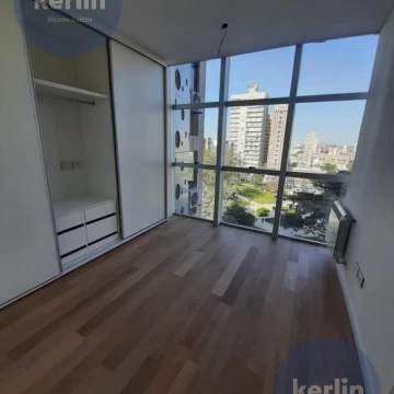 1781276596.jpg