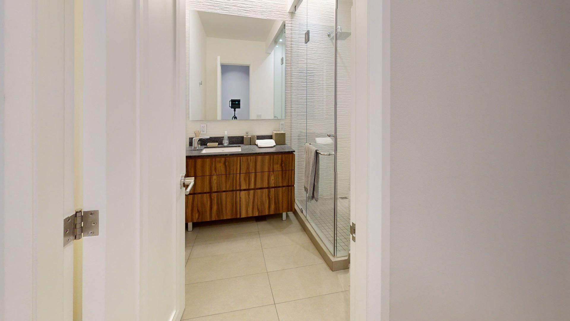 Mitikah-3Rec-3R-C-Bathroom 2.jpg