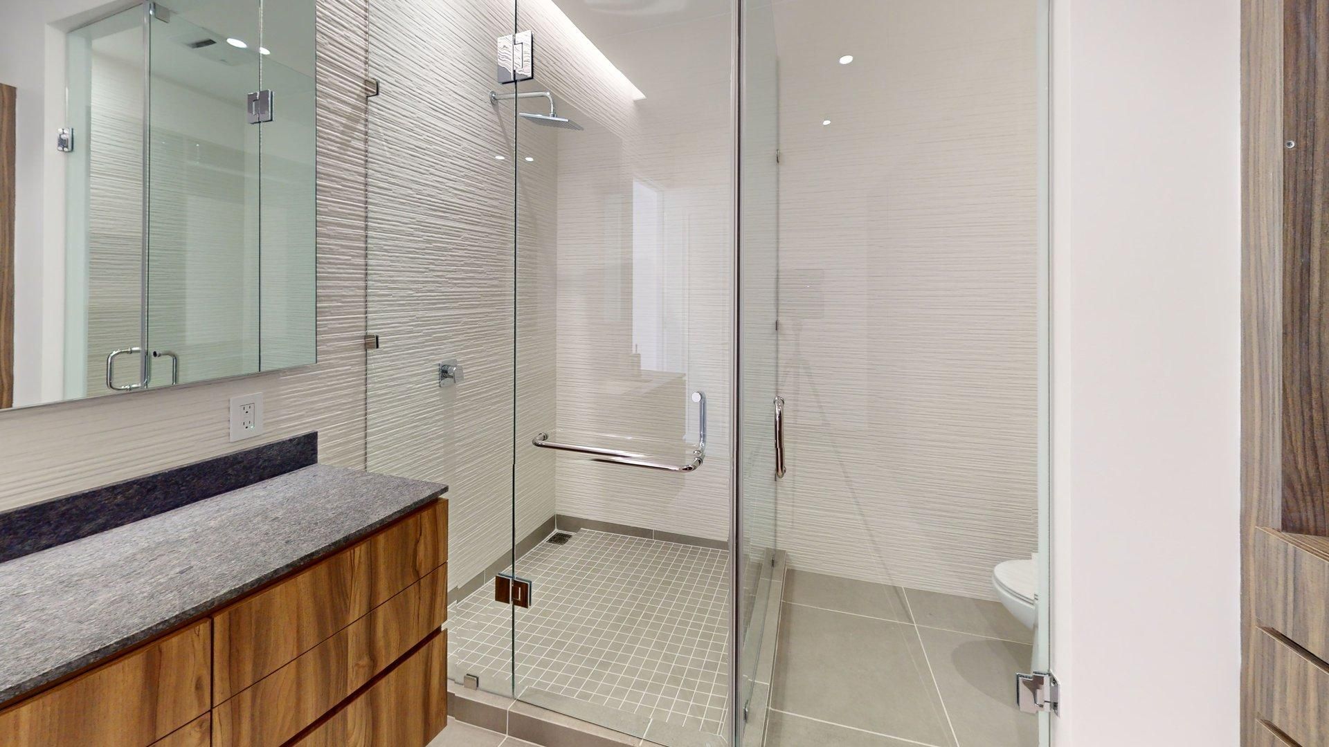 Mitikah-PH-PH3R-B2-Bathroom 1.jpg