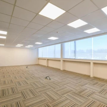 Alquiler Oficina Planta Baja Fisherton Plaza Shopping Funes Rosario Aeropuerto Seguridad Cocheras