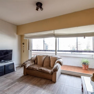 VENTA DEPARTAMENTO 4 AMBIENTES CON DEPENDENCIA BALCON COCHERA BELGRANO