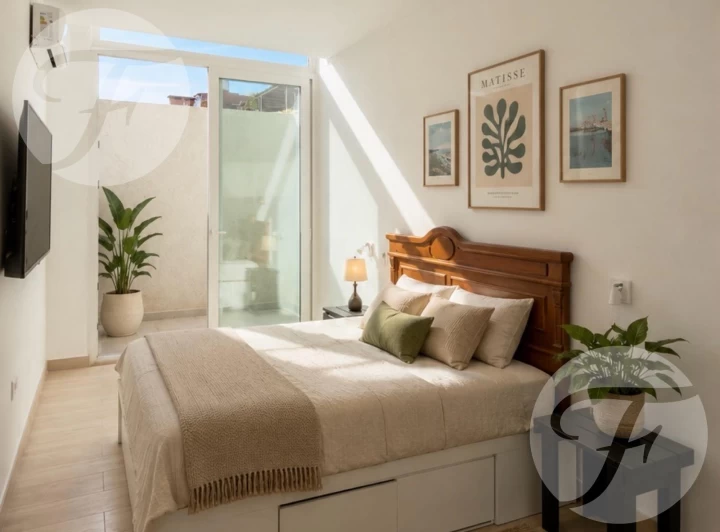Moderna Planta Baja con 2 Patios | 2 Dormitorios | Bajas Expensas | A metros del Centro
