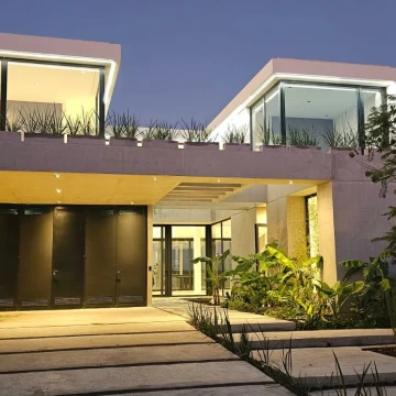 Casa al lago central en venta 4 dormitorios en suite