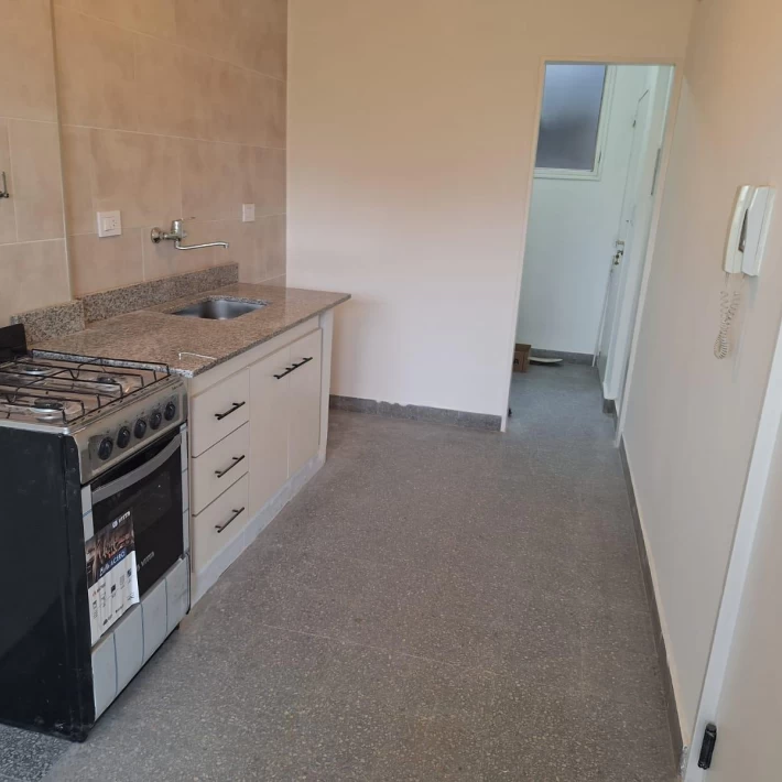 DEPARTAMENTO EN VENTA TRES AMBIENTES EN SAN ISIDRO