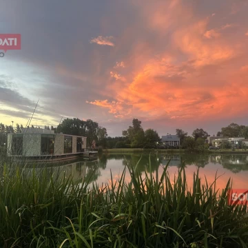 Lote frente a Laguna en La candida con amenities