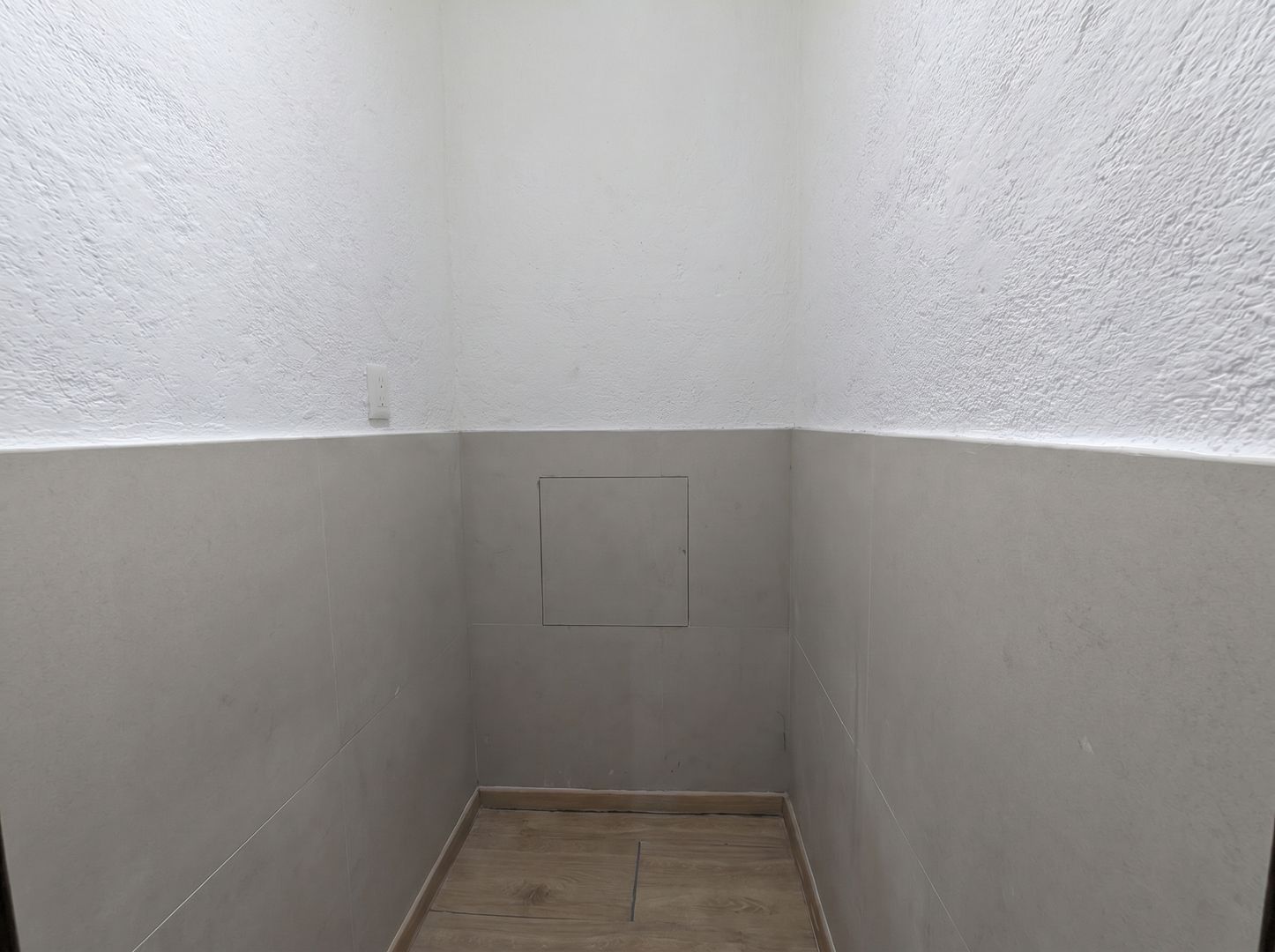 Área de lavado_ AI - Mejora 2K - Cuarto de Servicio - 4x3.jpg