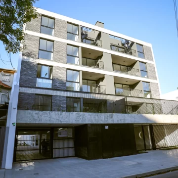 Con balcón Terraza, Departamento 4 ambientes en Parque Chacabuco – Excelente ubicación