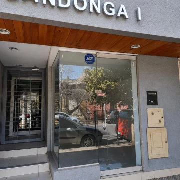 Alquiler local comercial en Cofico