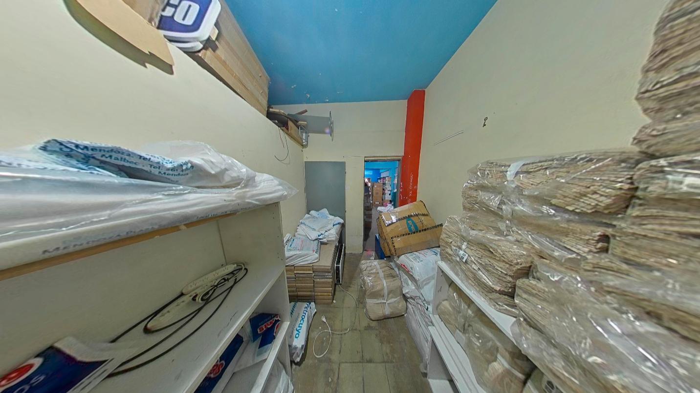 OFICINA EN ALQUILER SOBRE CALLE LAS HERAS CON TOUR VIRTUAL - 4