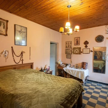 CASA INTERNA CON PATIO
