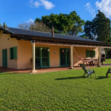 Casa - Colonia Suiza