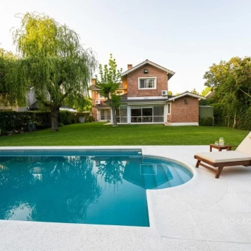 Casa en Venta de 4 domitorios en Pilar, Barrio Cerrado La Delfina