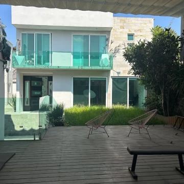 Tizapán San Ángel, Casa en venta sobre avenida principal