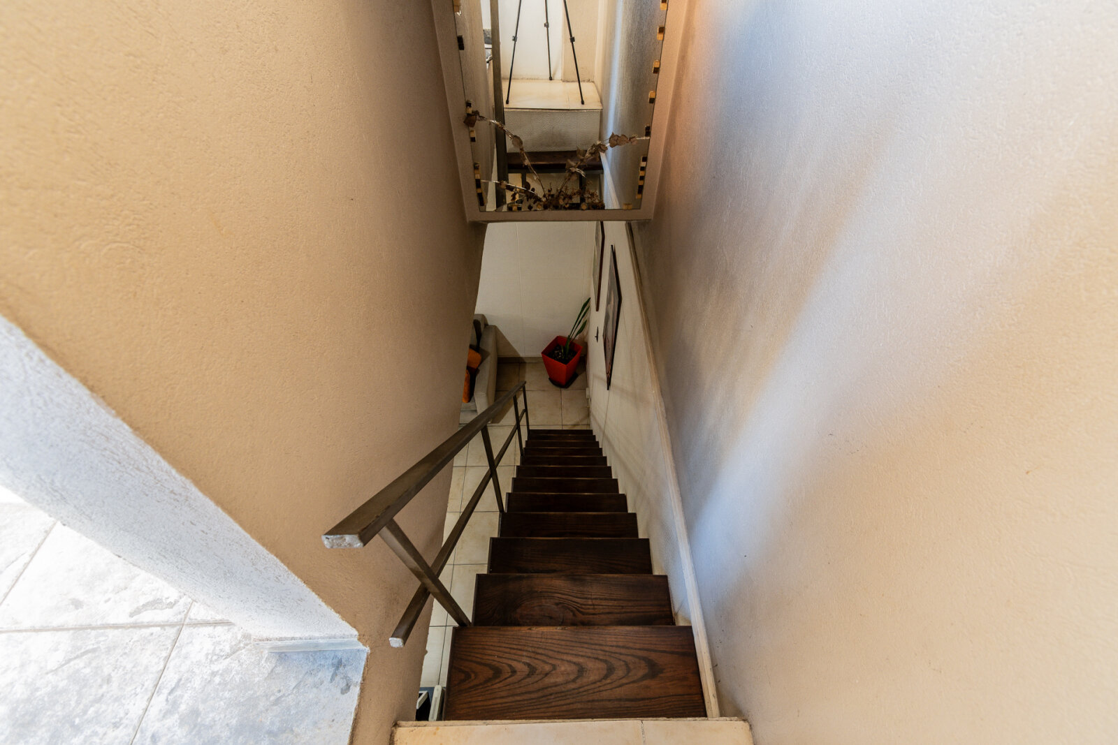 Escalera a 1er Piso