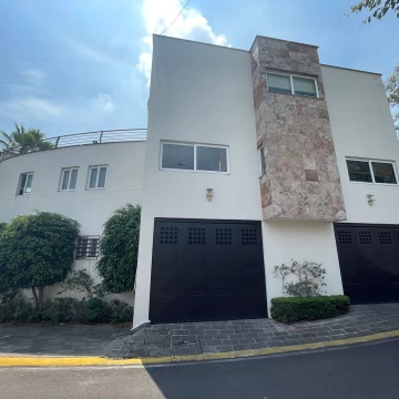 Casa en venta en Lomas Altas 3 Recámaras