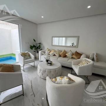 Casa en Renta en Via Cumbres