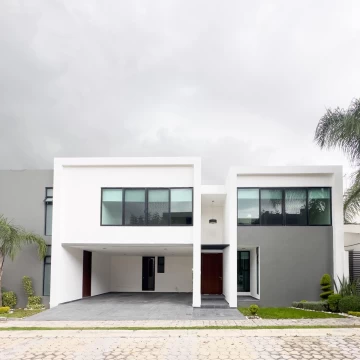 CASA EN VENTA EN PARQUE POTOSÍ, ZONA LOMAS DE ANGELÓPOLIS III