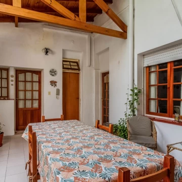 VENTA PH 4 AMBIENTES 2 PATIOS GRANDES SIN EXPENSAS EN PARQUE PATRICIOS