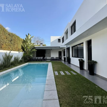Espectacular casa en esquina Martinez San Isidro