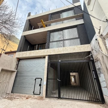 Local en venta - Villa Ballester Centro