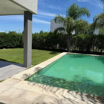 Casa en venta Barrio Araucarias Puertos