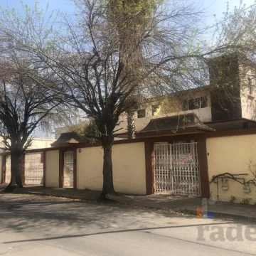 Casa / Terreno en Venta en San Pedro Garza García