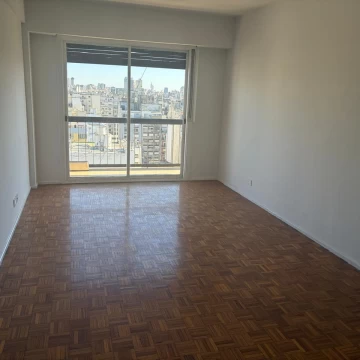 Departamento 3 ambientes más dependencia en Barrio Norte