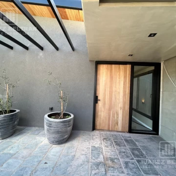 Venta – Casa de 5 dormitorios – Country Q2 ESTRENAR