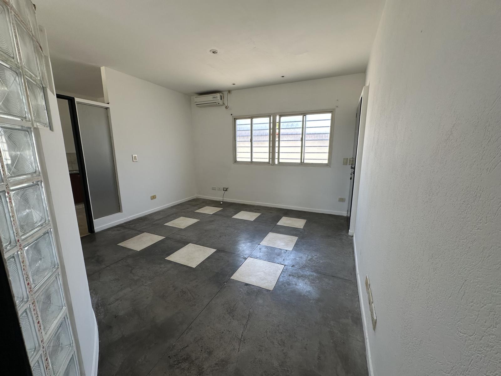 Oficina de 52 m² en Pilar, foto 4