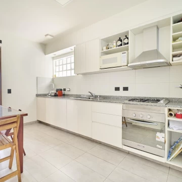 VENTA PISO 4 AMBIENTES CON DEPENDENCIA COCHERA Y BAULERA EN BELGRANO / CAÑITAS