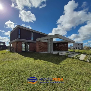 Casa en Venta en barrio  El Naudir Escobar