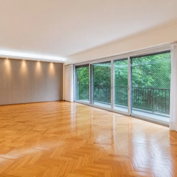 VENTA - 4 AMBIENTES - LUMINOSO - BAULERA- COLEGIALES