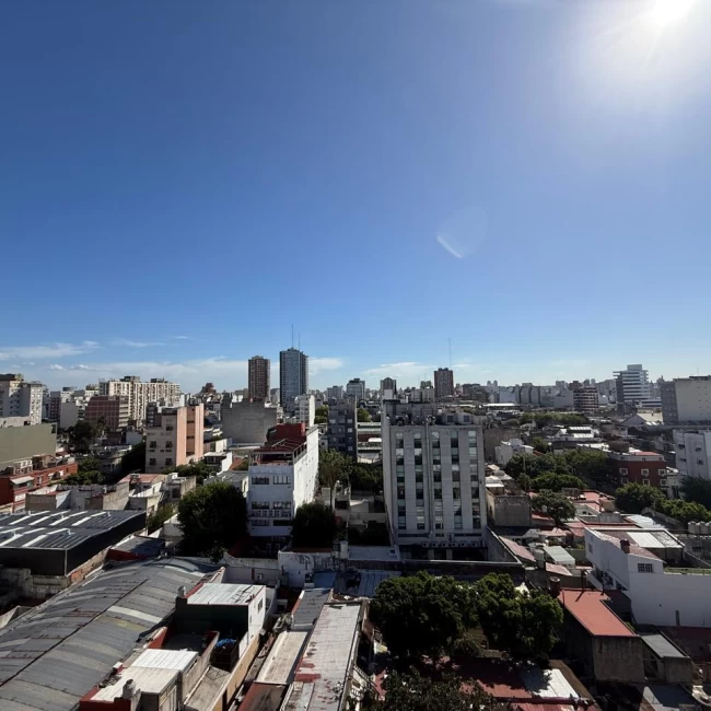 Departamento 4 ambientes con balcon en San Cristobal RECICLADO APTO CREDITO