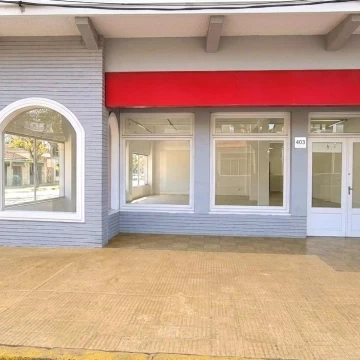 Alquiler de local comercial sobre avenida