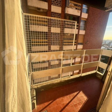 Venta Departamento 3 ambientes con lavadero y balcón - zona Estación Coghlan