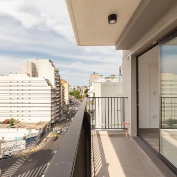VENTA DPTO 3 AMB CABALLITO A ESTRENAR BALCON