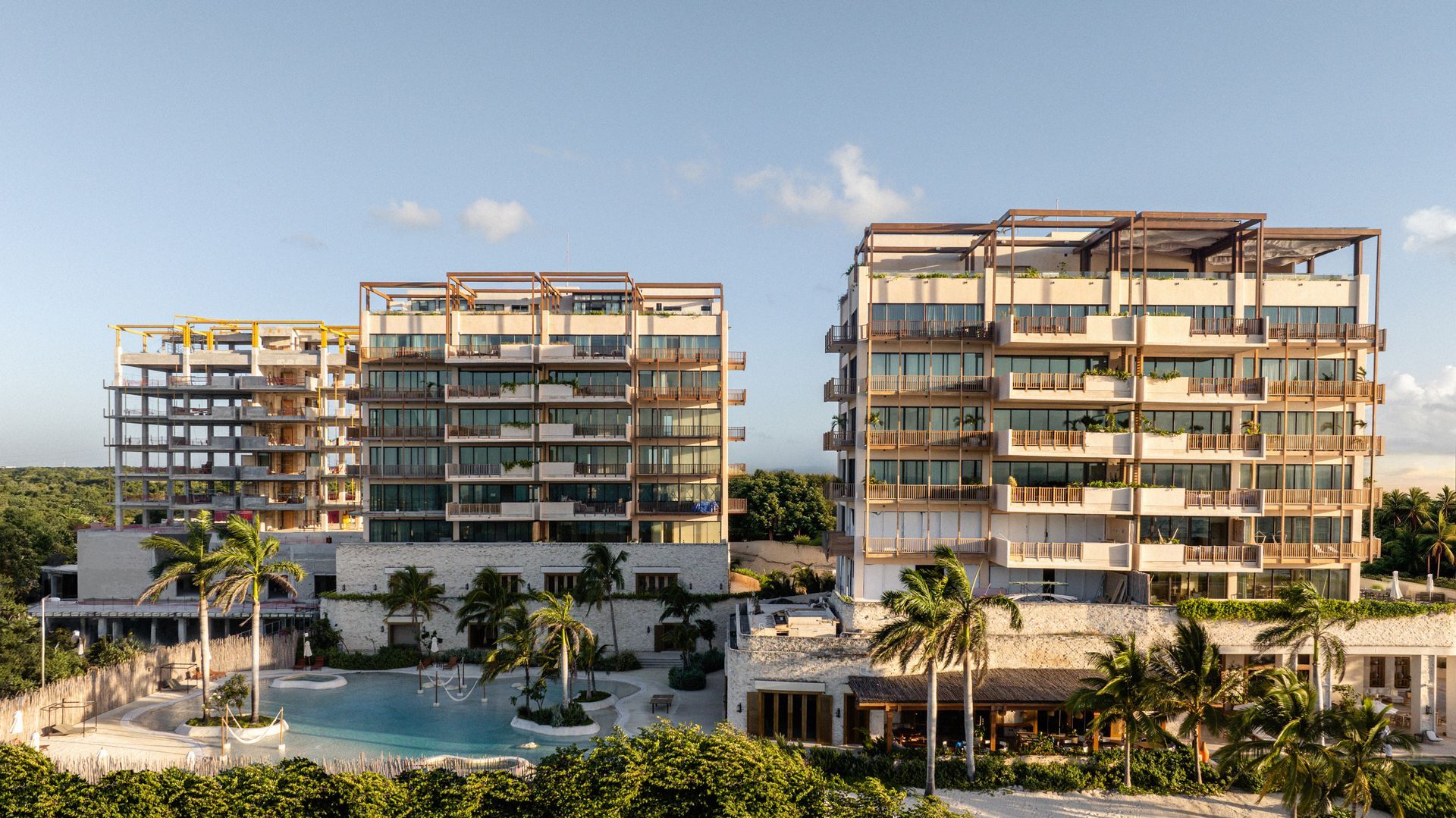 COSTA RESIDENCES AMANECER FEB 25-31.jpg