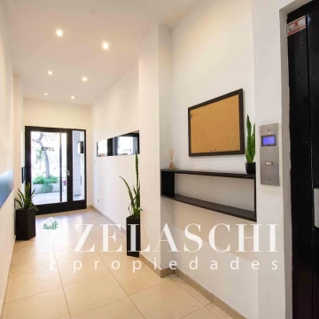 Venta: Departamento 3 ambientes con cochera - Av Dr Ricardo Balbin, Ciudad Jardín