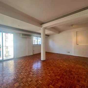 Oportunidad en Balvanera departamento venta  2 dorm balcon  frente sol- Amplio living